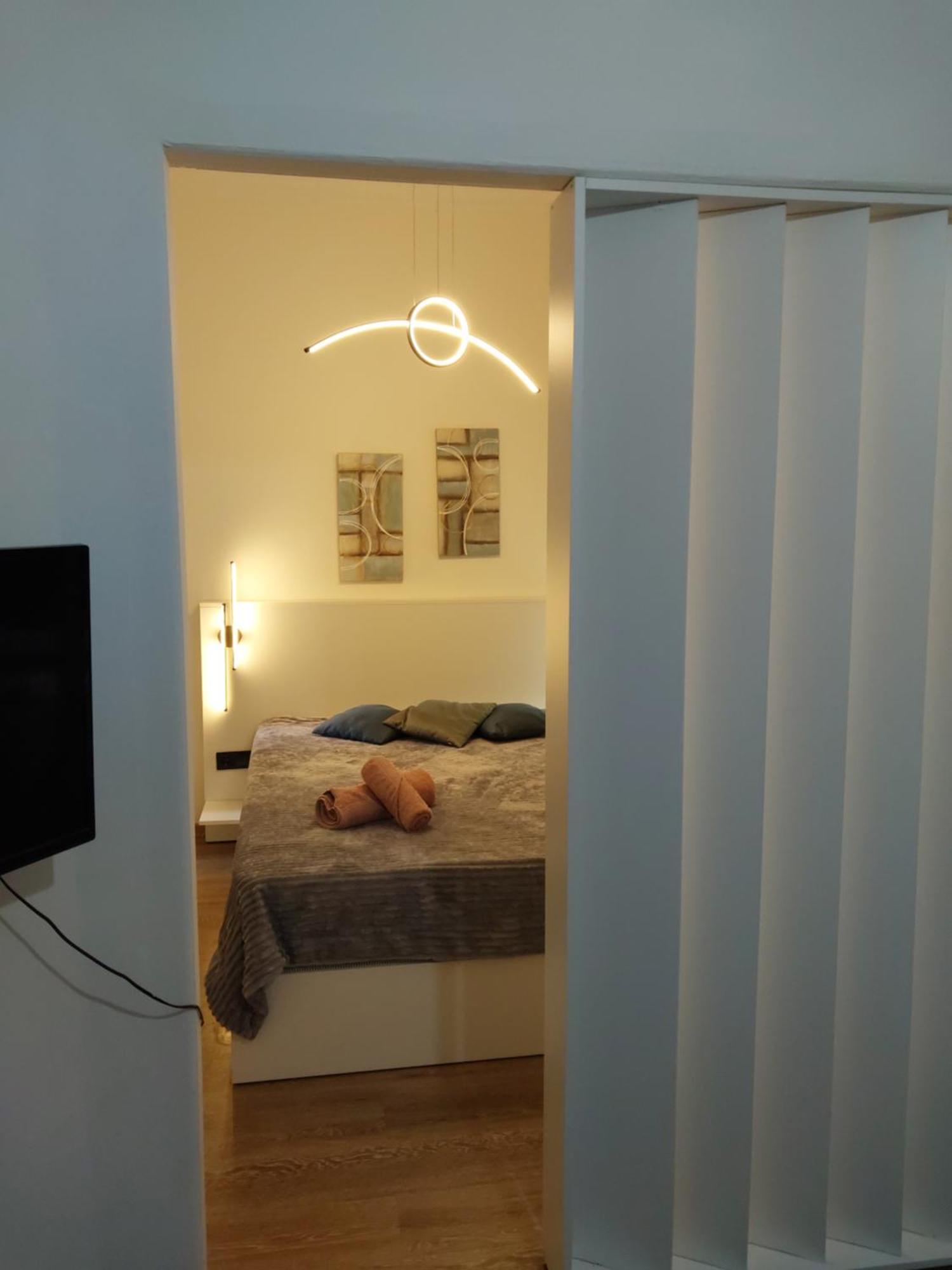 Anibo Studios & Apartments Zero Point 75 Szaloniki Kültér fotó